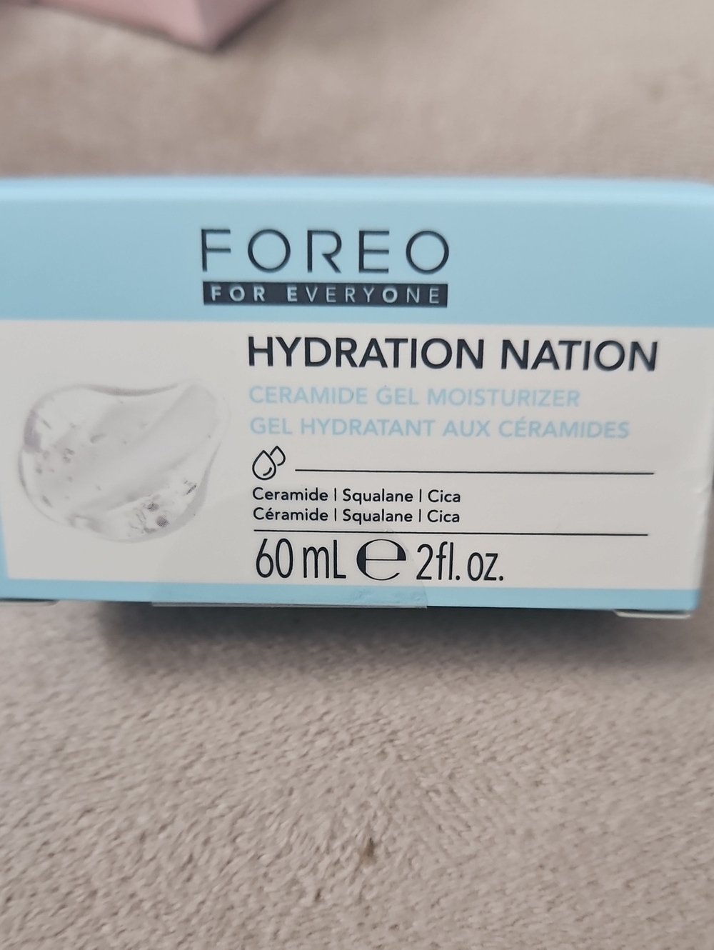 FOREO Hydration Nation Ceramide Gel Moisturizer - Pale Blue & White